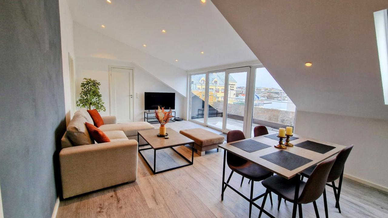 Lovely 2-Bedroom Loft With Panoramic View. Kristiansund Buitenkant foto