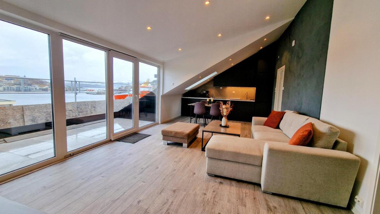 Lovely 2-Bedroom Loft With Panoramic View. Kristiansund Buitenkant foto